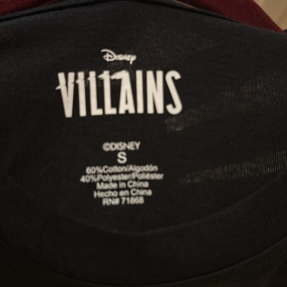 NWOT Disney Villains T-shirt size S - Picture 4 of 4